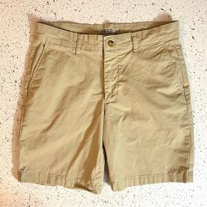 Izod Mens Saltwater Stretch Tan Chino Shorts